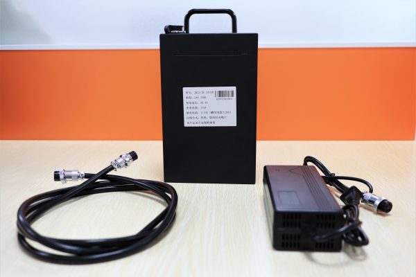Badminton Serving Machine Batteries - Image 6
